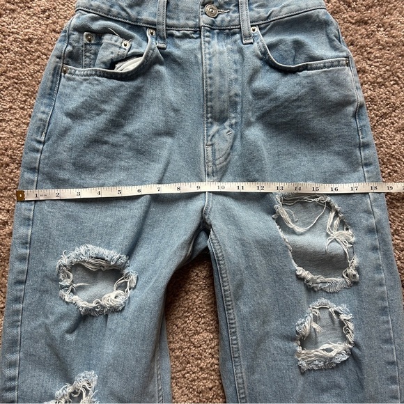 BDG Urban Outfitters High Rise Baggy Destroyed Modern Boyfriend Jeans Size 26 - Picture 9 of 13